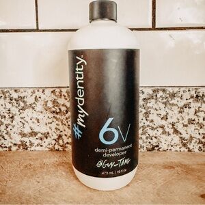Guy Tang #MyDentity 6 Volume Demi-Permanent Developer - 16 oz